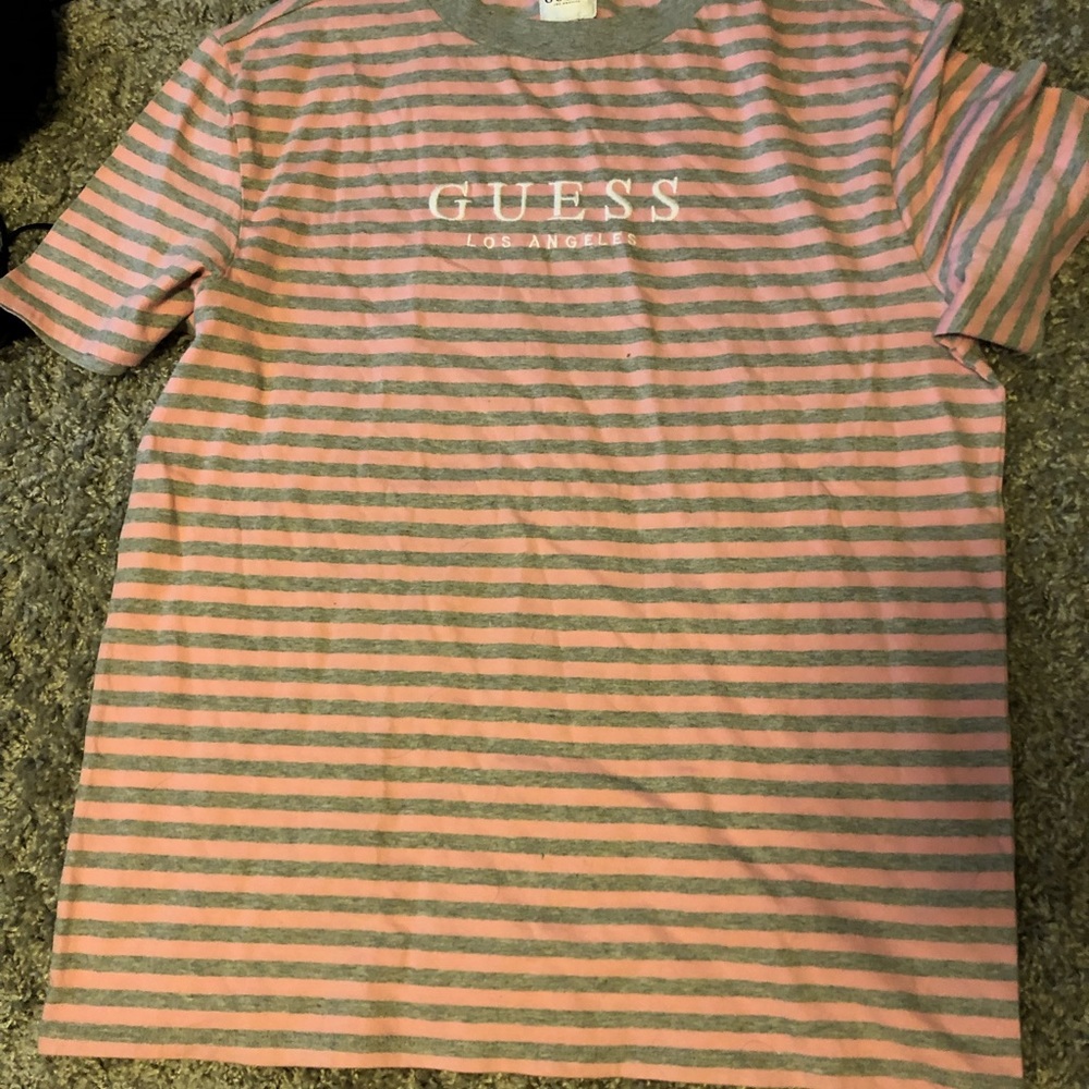 Men’s guess shirt
